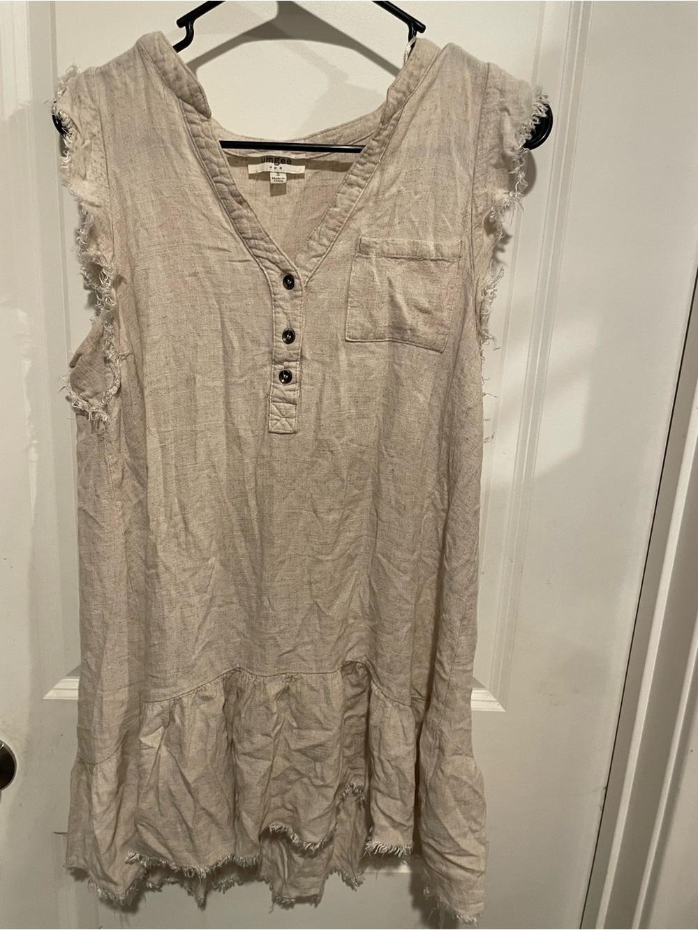 Umgee Casual V-Neck Button Down in Light Beige Shirt Dress Size Small